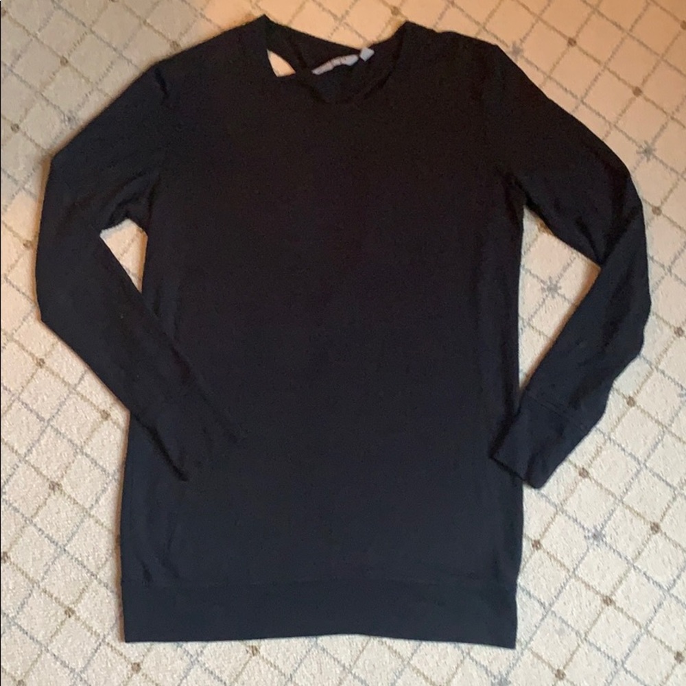 Athleta top